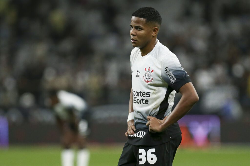 SAO PAULO, BRAZIL - AUGUST 4: Wesley of Corinthians reacts after draw in the match during the match between Corinthians and Juventude at Neo Quimica Arena on August 4, 2024 in Sao Paulo, Brazil. (Photo by Ricardo Moreira/Getty Images)