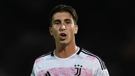 Infortunio per Miretti, la nota della Juventus: "Lesione di basso grado alla coscia destra" 27 Infortunio per Miretti, la nota della Juventus: "Lesione di basso grado alla coscia destra"