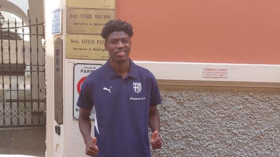 Parma, Ndiaye: "Sono cresciuto con Barcola. Koulibaly mi ha consigliato di venire qui" 28 Parma, Ndiaye: "Sono cresciuto con Barcola. Koulibaly mi ha consigliato di venire qua"