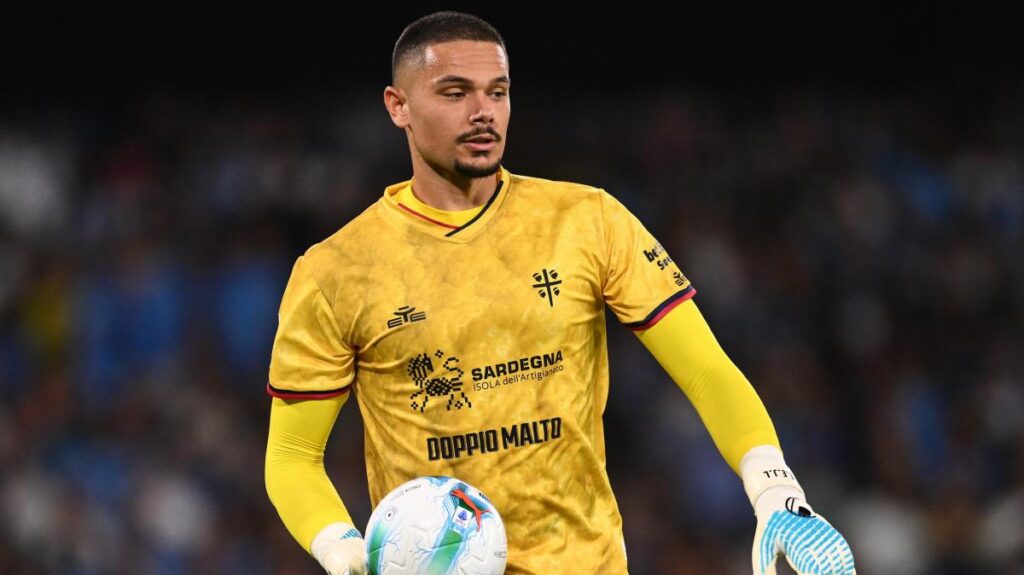 Da portiere a portiere, Copparoni elogia Caprile verso Milan e Nazionale 20 Da portiere a portiere, Copparoni incorona Caprile: "Nel suo futuro vedo Milan e Nazionale"