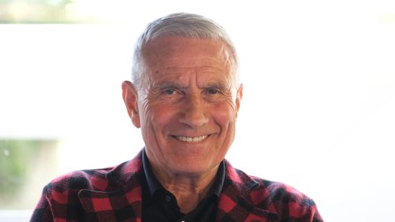 Damiani: "Vlahovic tra i migliori, fondamentale resti in Serie A per Napoli" 15 Damiani: "Vlahovic è tra i migliori attaccanti al mondo, spero resti in Italia"