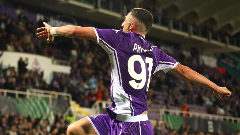 Numeri maglia Italia stasera: Kean cede la 11 a Piccoli, occhio al Napoli 19 I numeri di maglia dell'Italia per stasera: Kean lascia il posto e la 11 a Piccoli