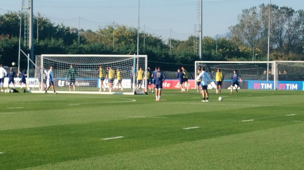 Rifinitura Italia: Gattuso punta sulla difesa a tre, novità per Napoli 5 Rifinitura in corso per l'Italia, Gattuso passa alla difesa a tre: le ultime di formazione