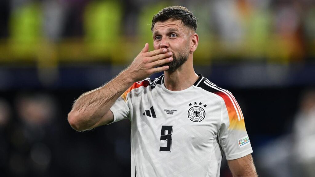 Allegri rischia senza un attaccante, Napoli osserva #SerieA 15 Allegri rischia senza un attaccante, Napoli osserva #SerieA