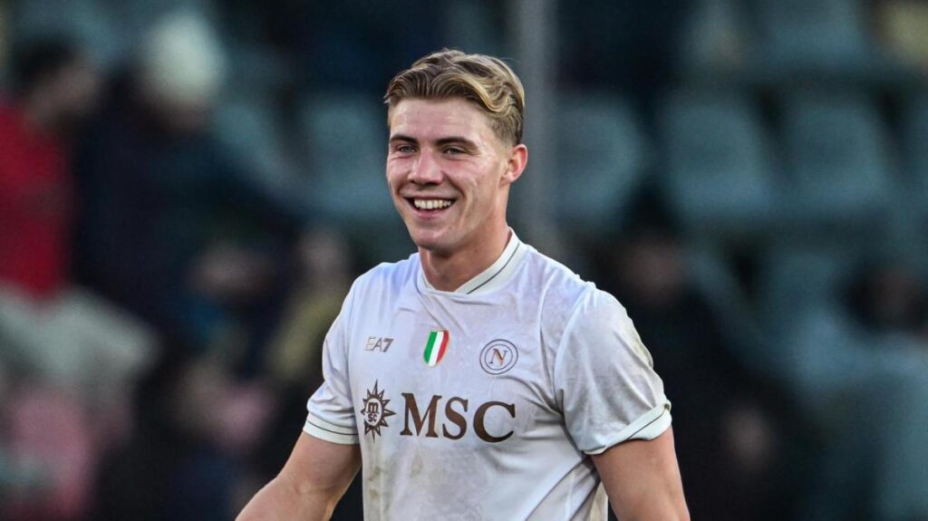 Hojlund show nel Napoli: "Conte allenatore incredibile, si dice sì" 15 Hojlund show nel Napoli: "Conte allenatore incredibile, si dice sì"