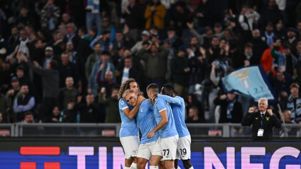 Napoli-Lazio, 45mila tifosi previsti per la grande sfida 5 Napoli-Lazio, 45mila tifosi previsti per la grande sfida