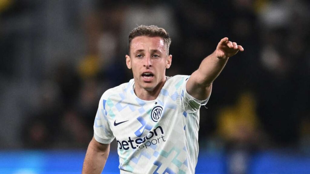 Inter senza Frattesi a Parma: leggero affaticamento, Napoli vede l’occasione 6 Inter senza Frattesi a Parma: leggero affaticamento, Napoli vede l’occasione