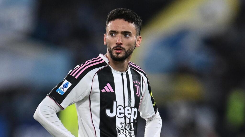 Juventus-Bologna trattativa per scambio Joao Mario-Holm: aggiornamenti 10 Juventus-Bologna trattativa per scambio Joao Mario-Holm: aggiornamenti