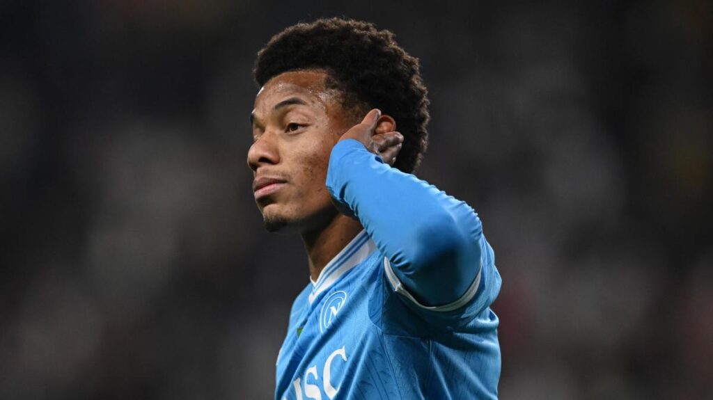 Napoli: Neres recupera e sarà in campo contro il Sassuolo 13 Napoli: Neres recupera e sarà in campo contro il Sassuolo
