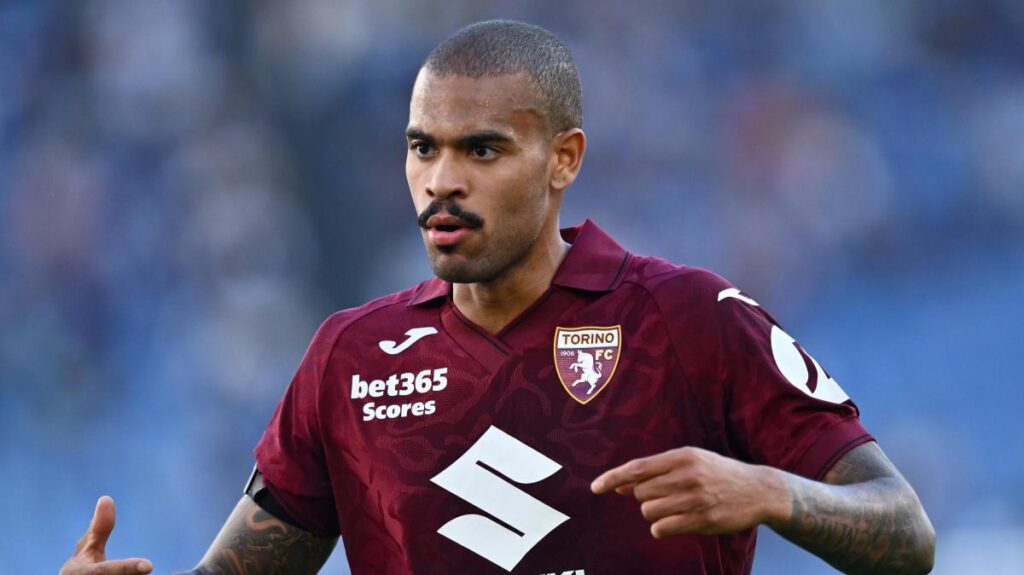 Torino chiude il prestito di Ngonge: belga torna a Napoli e va all’Espanyol 3 Torino chiude il prestito di Ngonge: belga torna a Napoli e va all’Espanyol