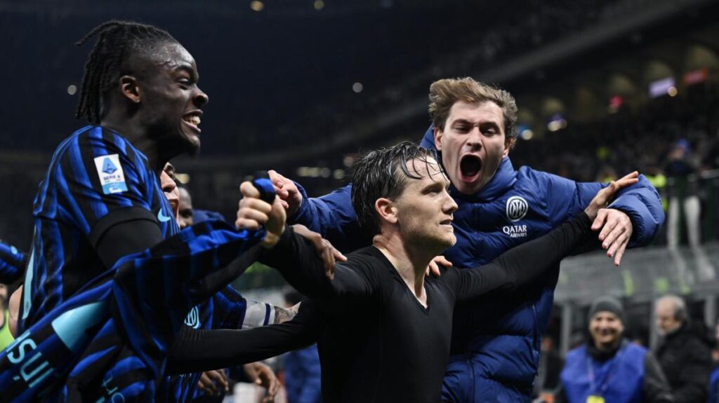 Inter-Juve 3-2: Zielinski al 90’, Juve furiosa per il rosso a Kalulu