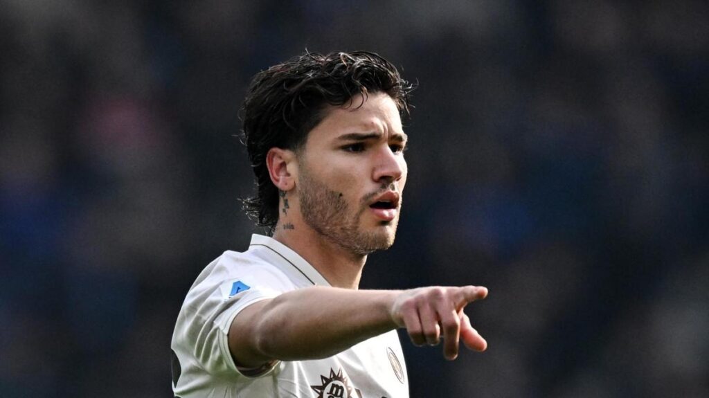 Napoli, rinnovo Vergara: la decisione slitta a fine anno