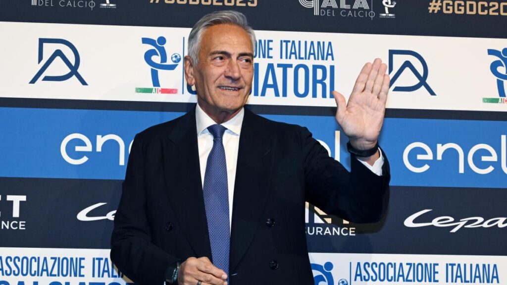 FIGC, riunione straordinaria alle 14 | Fabregas nel mirino City