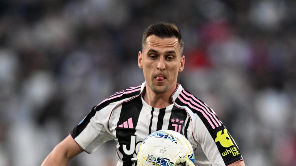 Milik si ferma ancora: addio Juventus a fine stagione 17 Milik si ferma ancora: addio Juventus a fine stagione