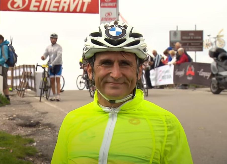 Napoli ricorda Zanardi: esempio di resilienza e amore per la vita