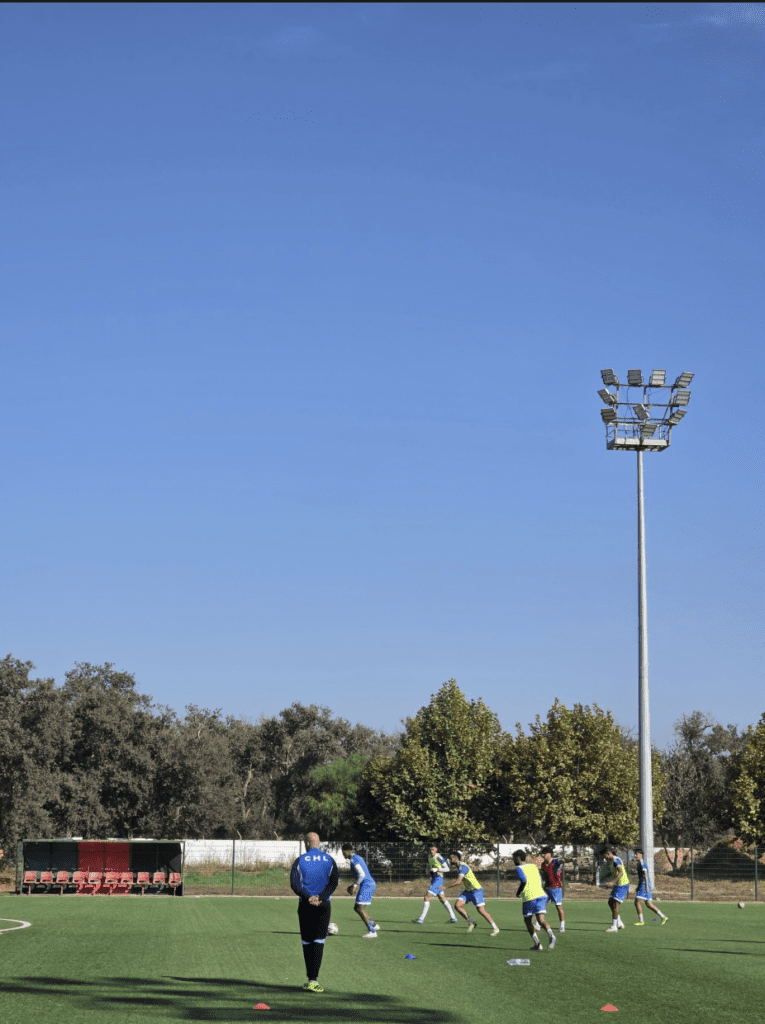 From Larache to the UEFA Pathway: The Coaching Journey of Salah Eddine El Betioui 1 Salah Eddine El Betioui, Moroccan football coach from Larache and First Team Assistant Coach at Chabab Larache FC.