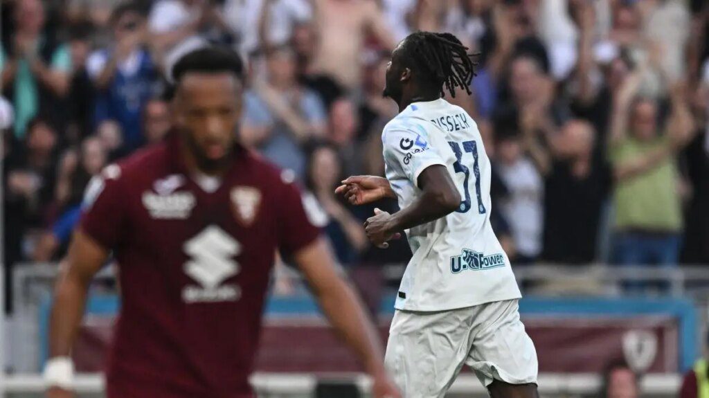 Torino-Inter 2-2: caos arbitri e proteste su decisione Mariani 14 Torino-Inter 2-2: caos arbitri e proteste su decisione Mariani