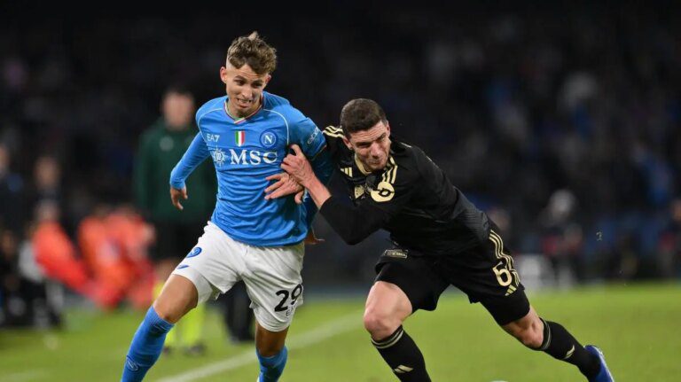 Caso Lindstrom, Napoli: Schalke 04 ha cambiato condizioni
