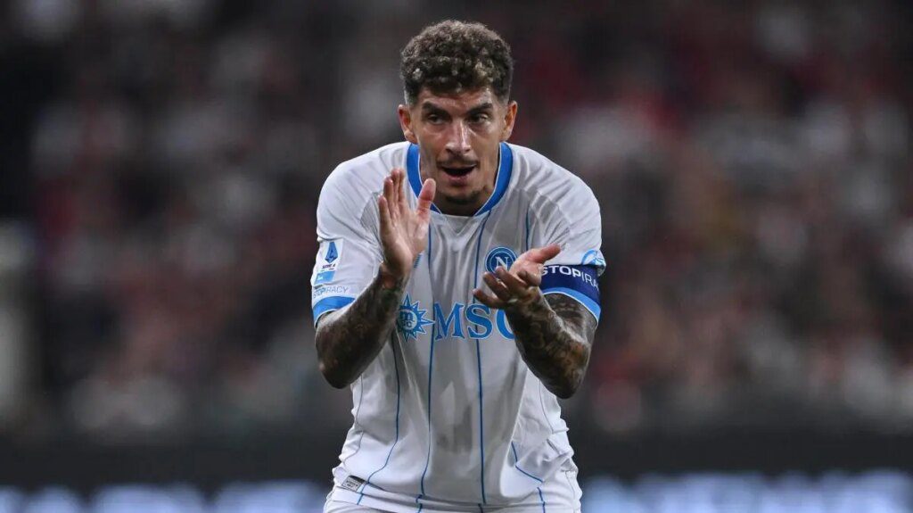 Di Lorenzo rinnova col Napoli: contratto fino a fine carriera 19 Di Lorenzo rinnova col Napoli: contratto fino a fine carriera