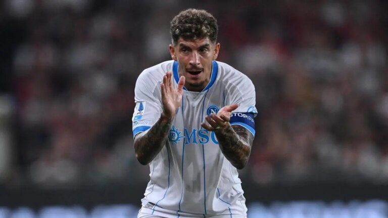 Di Lorenzo rinnova col Napoli: contratto fino a fine carriera