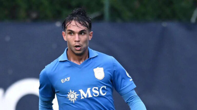 Napoli, lista UEFA Champions: escluso solo il brasiliano Giovane