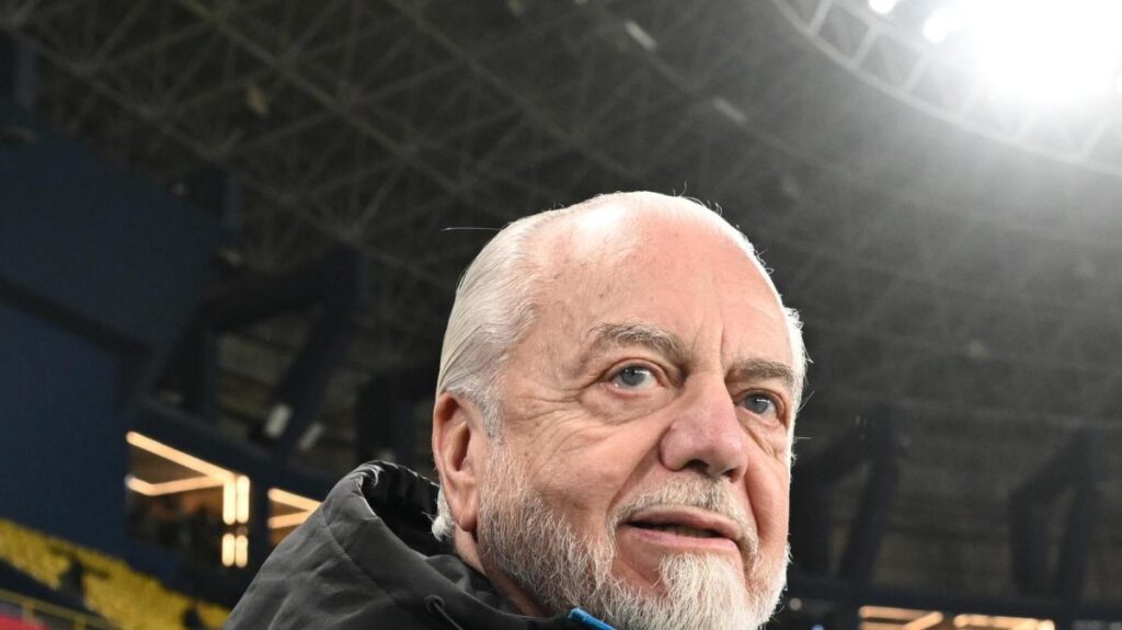Centro sportivo a Qualiano, De Laurentiis accelera: incontri con sindaco e proprietari, lunedƬ il vertice col notaio 6 Centro sportivo a Qualiano, De Laurentiis accelera: incontri con sindaco e proprietari, lunedƬ il vertice col notaio