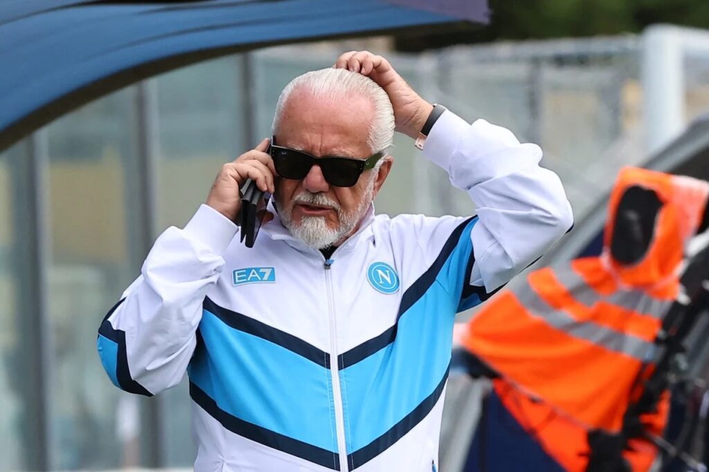 De Laurentiis a sorpresa a Castel Volturno: vertice con Allegri e Manna, Lucca e Lang sotto esame 20 De Laurentiis a sorpresa a Castel Volturno: vertice con Allegri e Manna, Lucca e Lang sotto esame