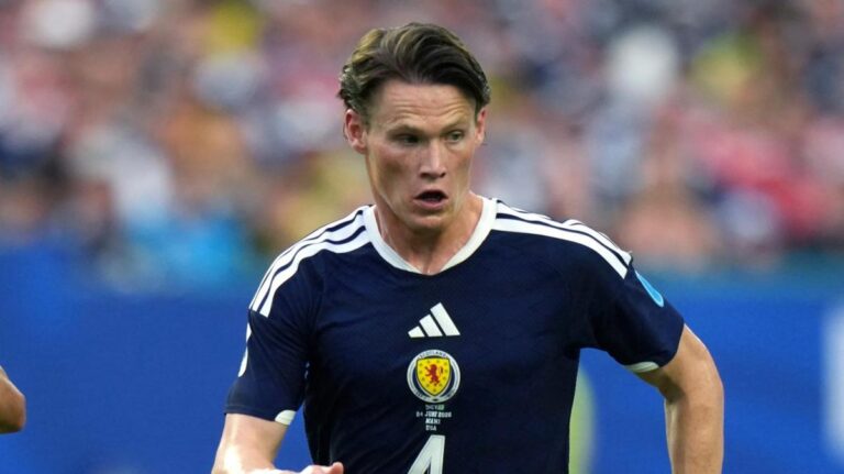 McTominay ha l'idoneità sportiva: lo scozzese torna in gruppo e Allegri pensa a lui già per il Frosinone