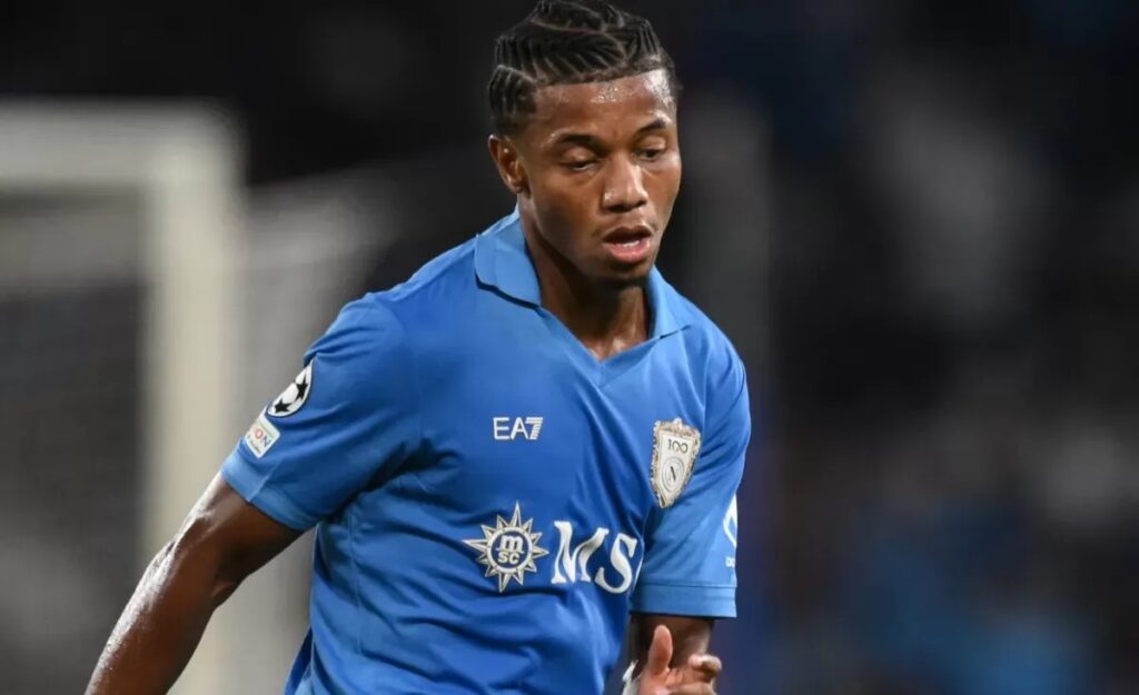 Napoli-Frosinone, Allegri cambia idea: niente difesa a tre, torna il 4-2-3-1 con Neres e Lang 10 Napoli-Frosinone, Allegri cambia idea: niente difesa a tre, torna il 4-2-3-1 con Neres e Lang