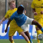 Napoli-Bodø, la Primavera apre la strada: Riccio stende i norvegesi a Cercola. De Laurentiis sorride e tace, Vinazzani ricorda quando Pesaola chiedeva di non segnare troppo