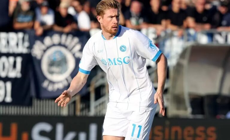 Venezia-Napoli 1-0, il Penzo diventa un incubo: Adams castiga, Stankovic ipnotizza De Bruyne e Allegri chiede «rabbia» prima del Bodø