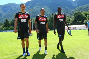 1547540408 Napoli Allan Koulibaly non si toccano