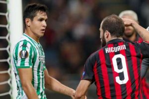 1565624013 Da Siviglia quotIl Napoli guarda ancora in casa Betis ad Ancelotti piace il centrale Mandiquot