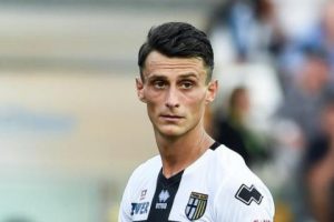 Napoli News Parma Genoa Inglese ko dopo minuti Inizia male la serata dei ducali