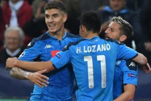 Napoli, De Laurentiis difende Lozano
