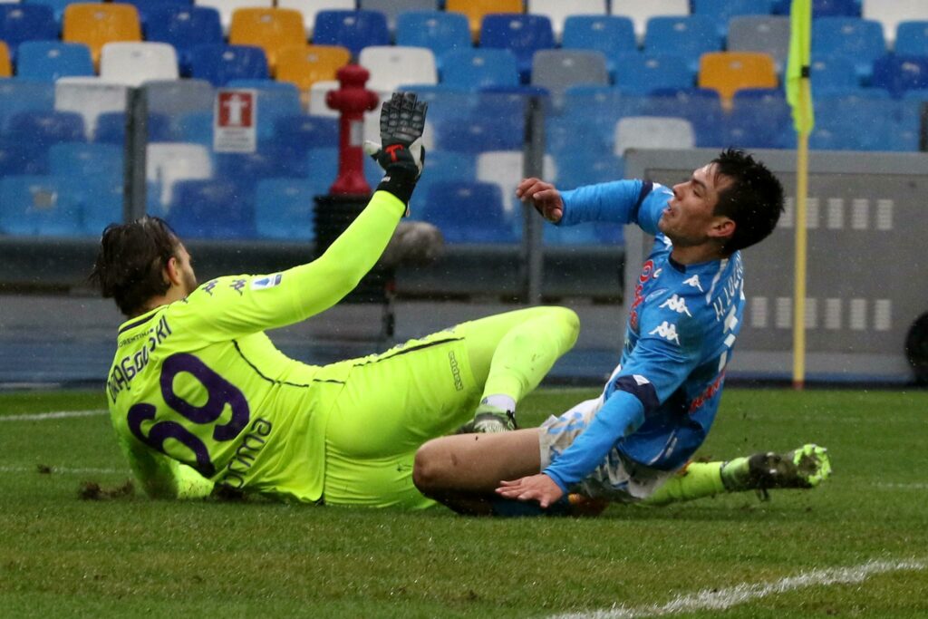 Napoli show contro la Fiorentina, sei gol stendono i viola 6 lozano ansa foto-2