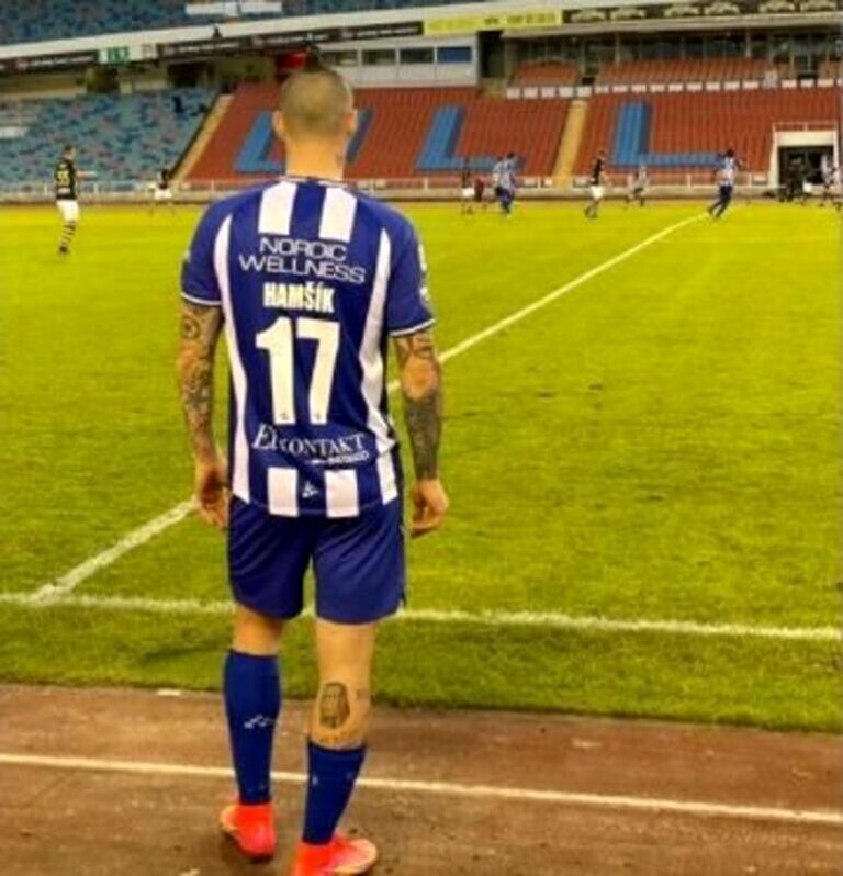 Hamsik, la curiosità: fa il suo esordio al Goteborg subentrando al figlio di un ex Napoli