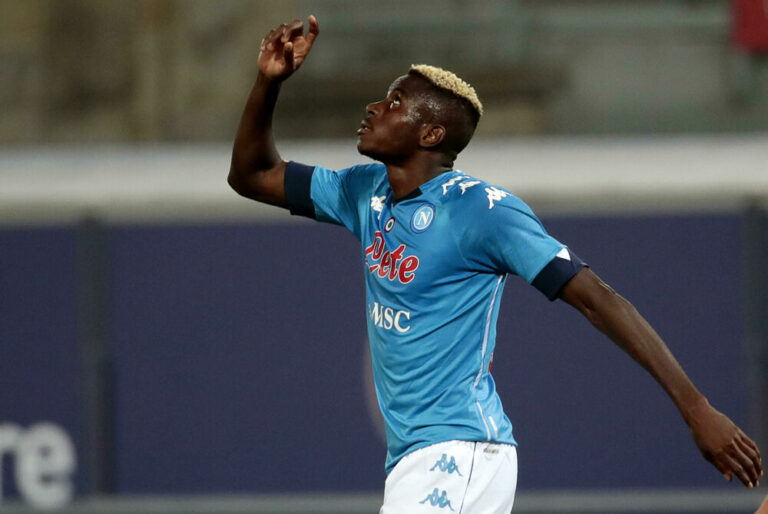 Napoli, Osimhen suona la carica: "Mancano nove finali"