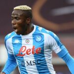 Napoli, per Osimhen spiraglio per un solo turno di stop: la squadra lo rivuole per la Juve