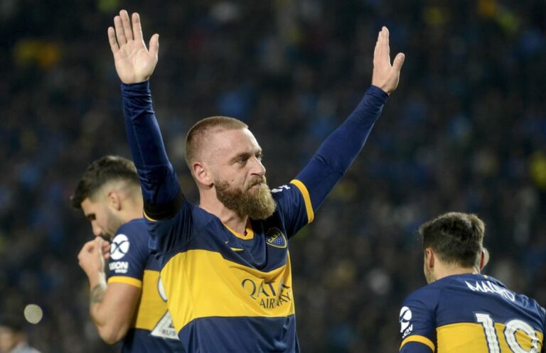 De Rossi e la carriera da allenatore: "Se andrò a Napoli non citerò Totò. Le trovo paracu.ate"