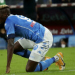 Napoli, due giornate di squalifica e multa per Osimhen: l’attaccante azzurro supera la Juve