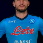 Adesso è ufficiale: il Napoli presenta le nuove maglie firmate da Armani