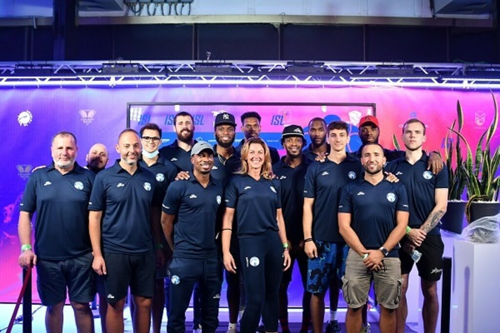 ISL, la Gevi Napoli Basket al completo in visita alla Piscina Scandone