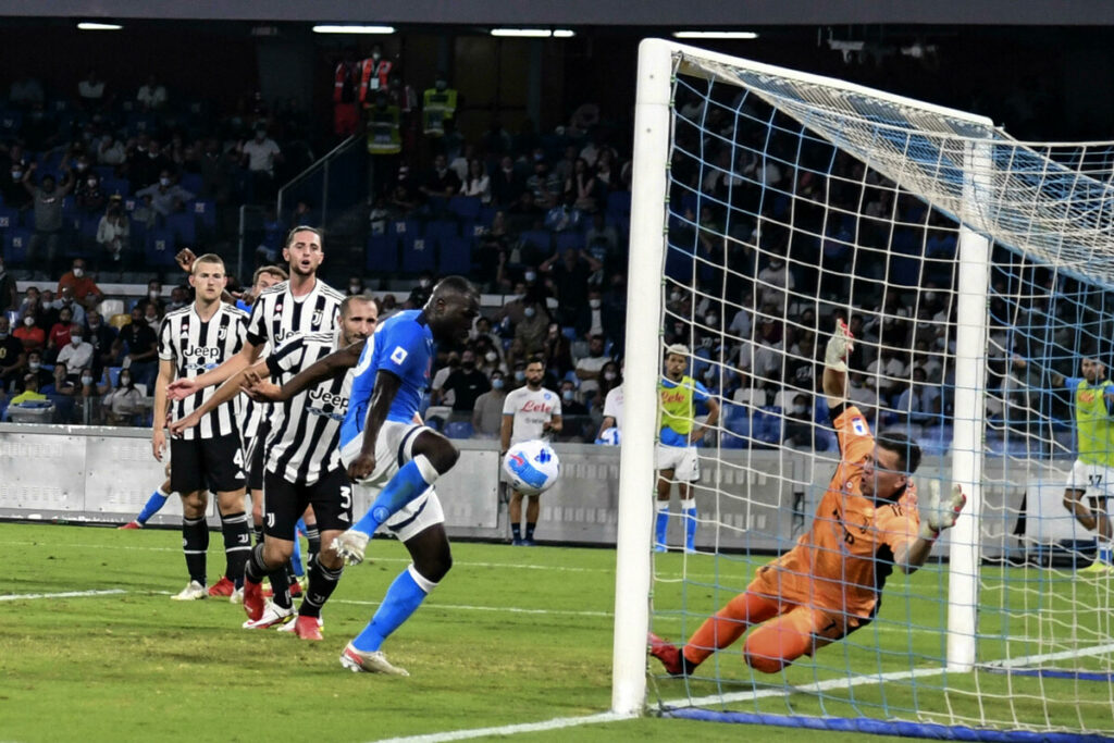 Napoli-Juve, Dazn: "Picco di accesso sulla rete dopo la rete di Koulibaly" 8 Napoli-Juve, Dazn: "Picco di accesso sulla rete dopo il gol di Koulibaly"