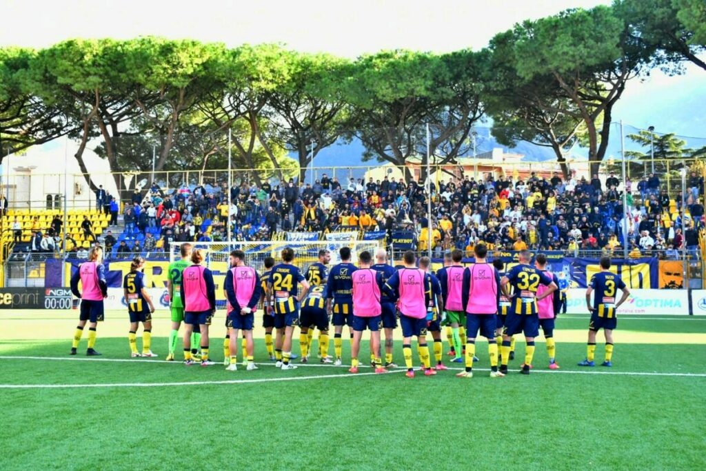Serie C/Girone C - È crisi Juve Stabia, gialloblé sconfitti anche a Monopoli