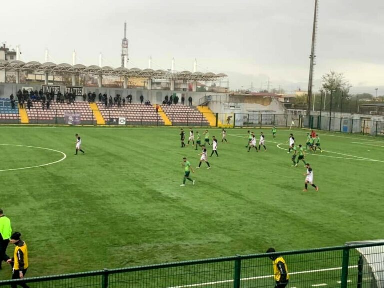 Eccellenza Campania/Girone B - Frattese e Napoli United si annullano. Schinnea sbaglia un rigore