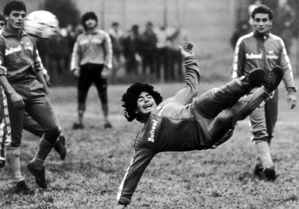 Un anno senza Maradona: gli speciali della Rai dedicati all'ex capitano del Napoli