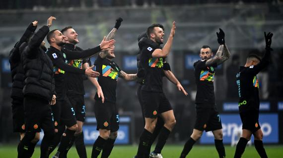 TOP NEWS ore 22 - Ora in campo Napoli e Milan. L'Inter vince ancora, stop Roma e Fiorentina