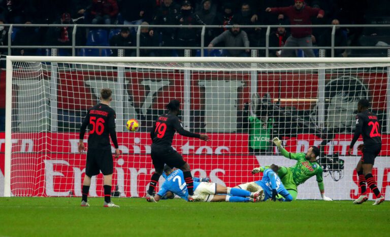 Milan-Napoli, il Presidente dell'Aia Trentalange: "Il giocatore in fuorigioco impatta sull'avversario"