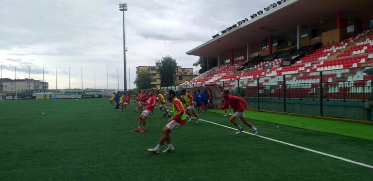 Turris, due casi di positività al Covid-19 nel gruppo-squadra di Caneo